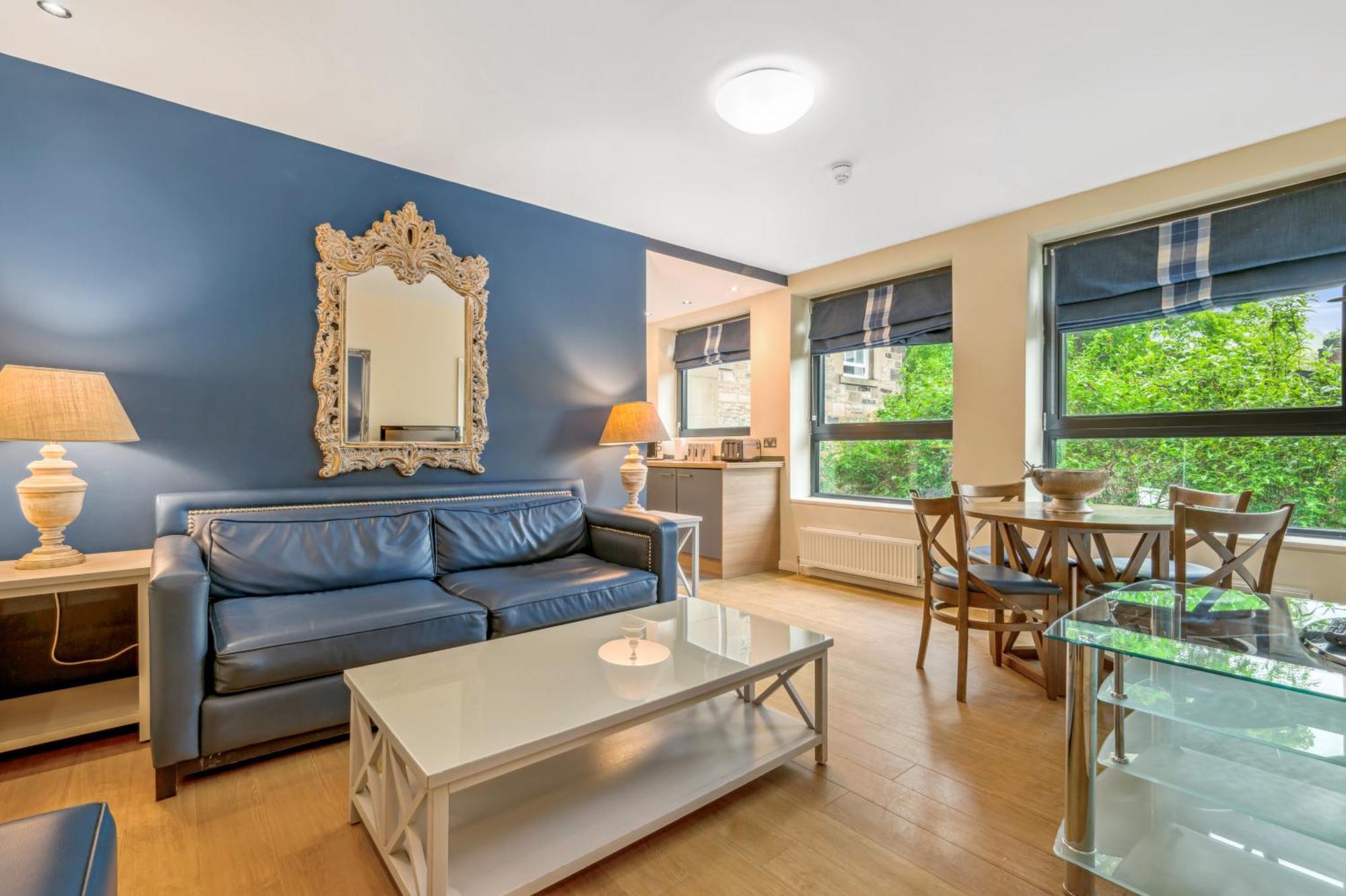 Princes Street Suites Edinburgh Ngoại thất bức ảnh