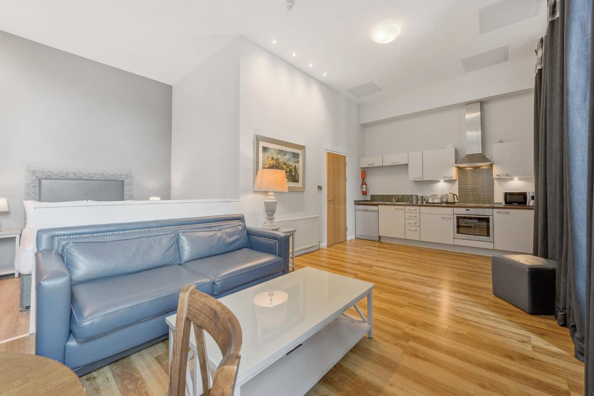 Princes Street Suites Edinburgh Ngoại thất bức ảnh