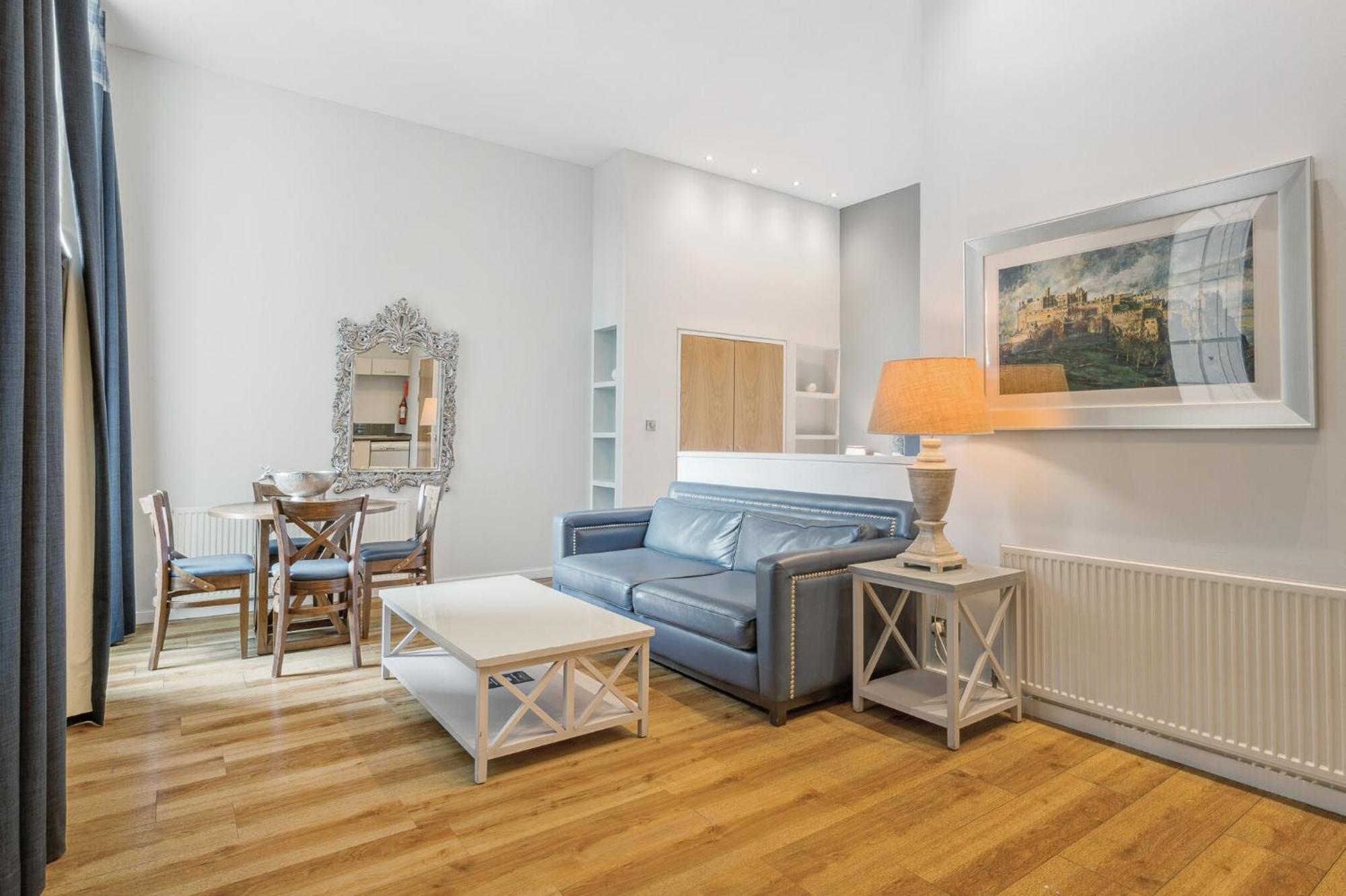 Princes Street Suites Edinburgh Ngoại thất bức ảnh